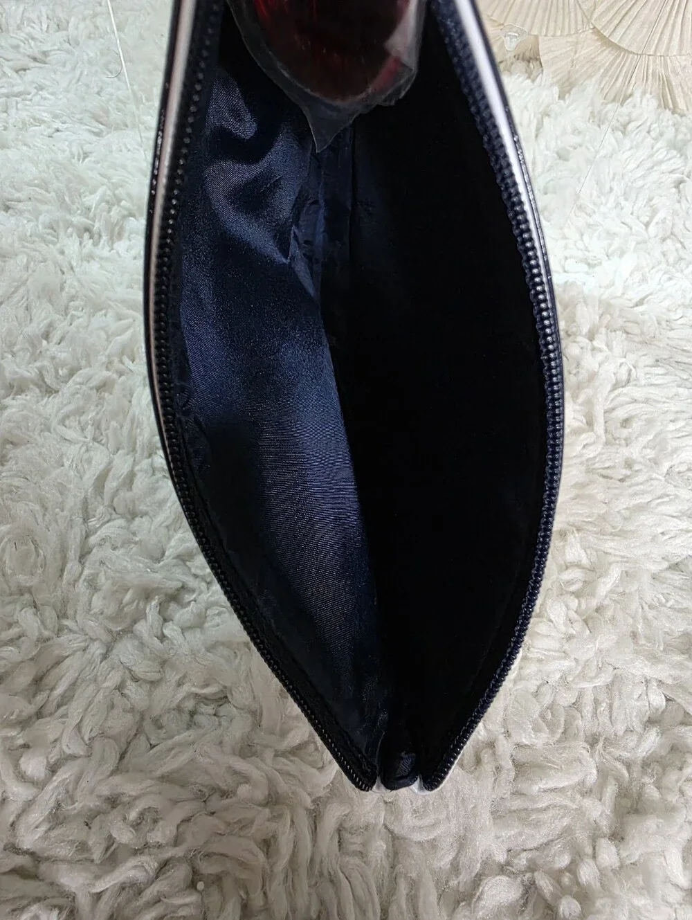 Estee Lauder Lisa Perry, Black Patent Makeup Bag